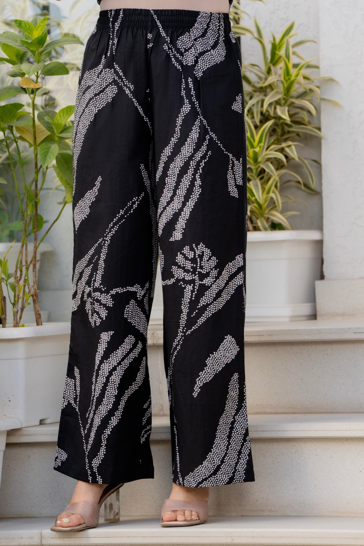 Heer Sleeveless Kurta Palazzo Set Black