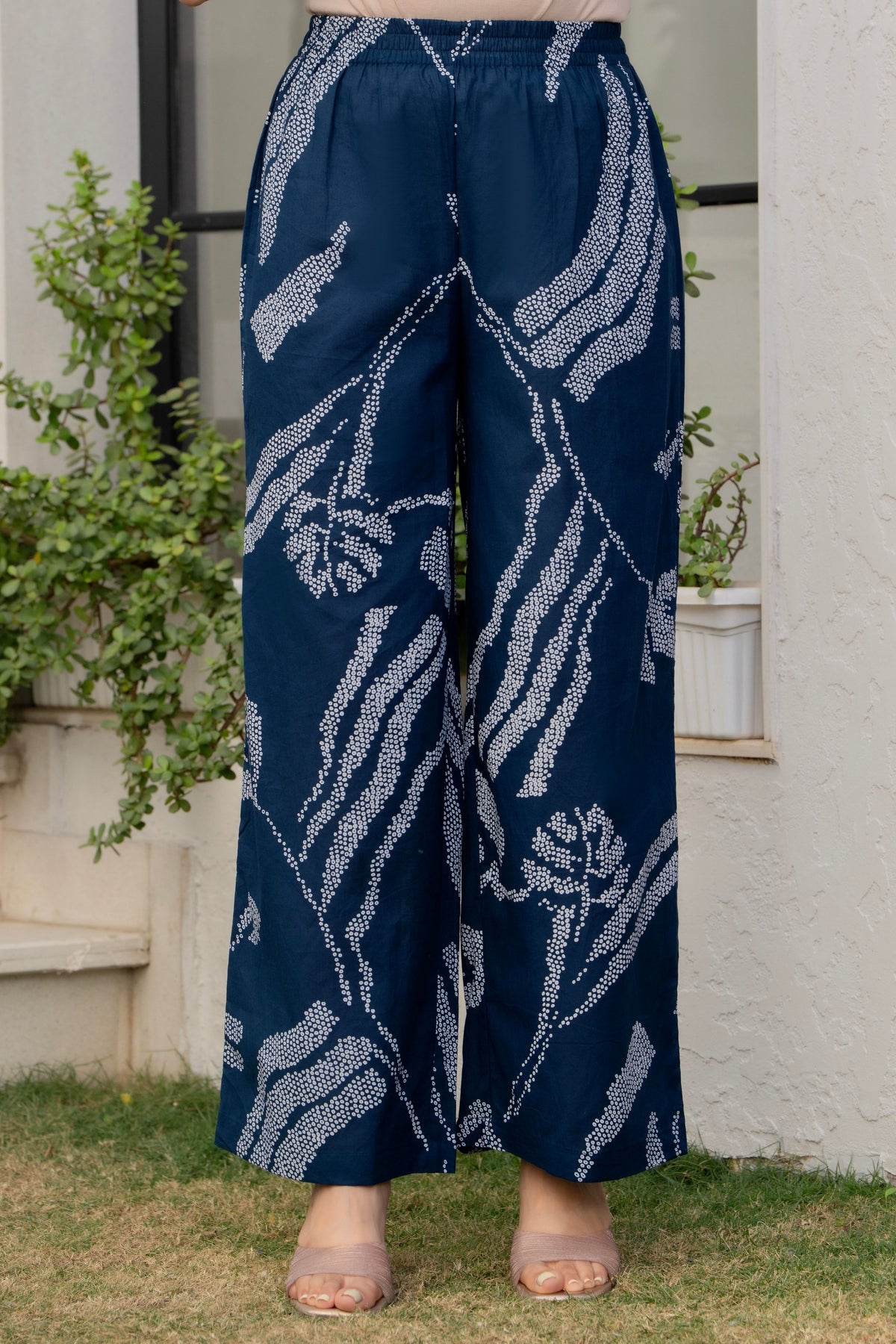 Heer Sleeveless Kurta Palazzo Set Navy Blue
