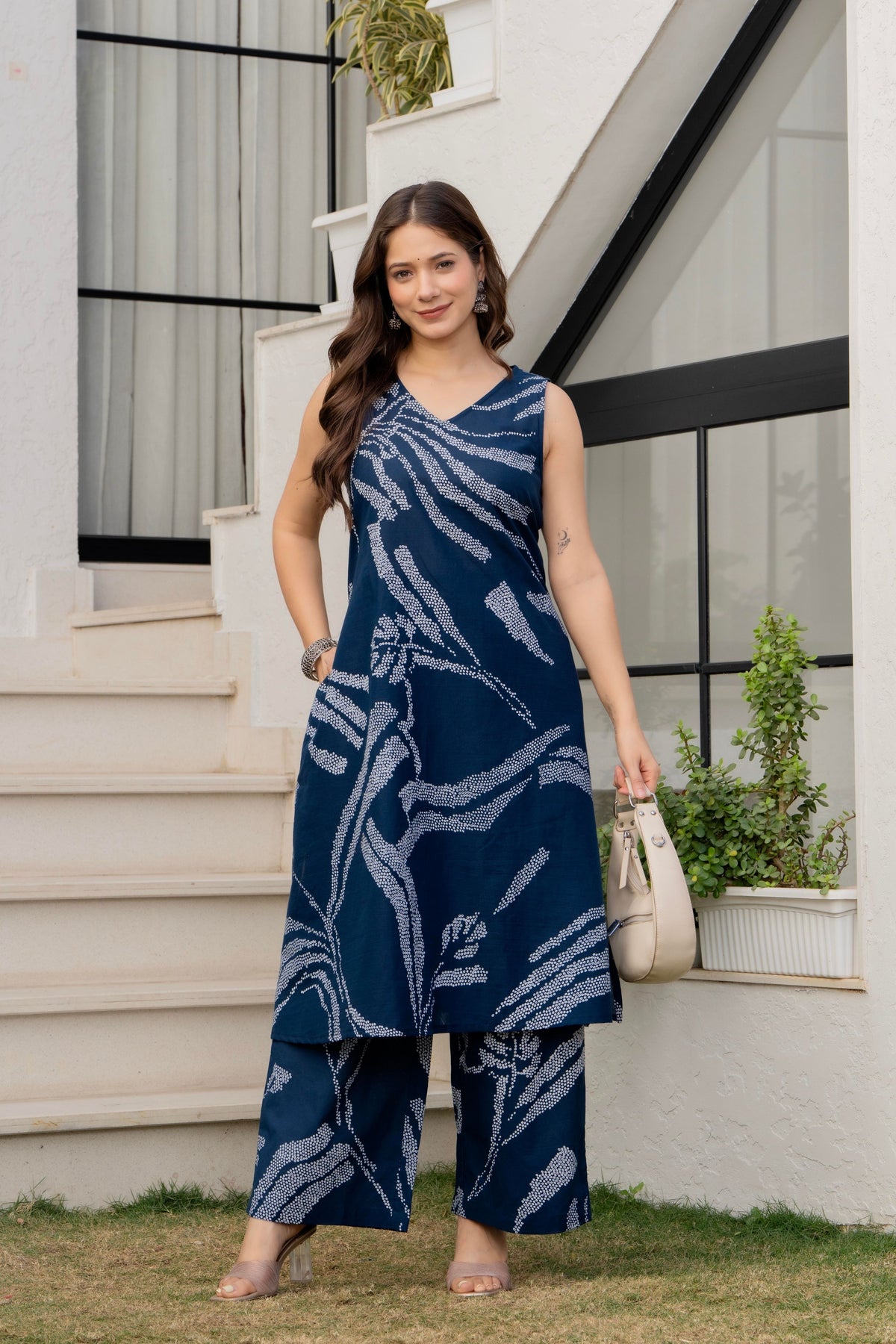 Heer Sleeveless Kurta Palazzo Set Navy Blue