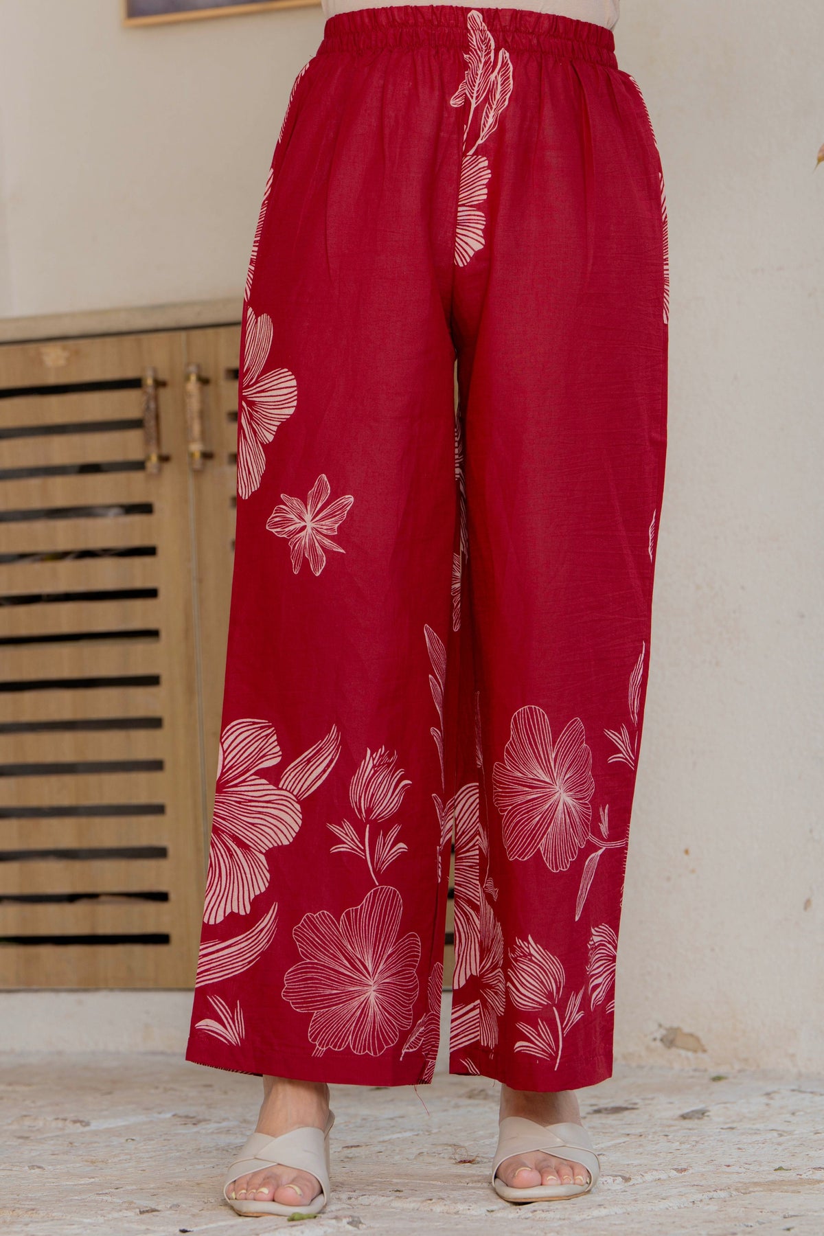 Gul-Bano Sleeveless Kurta Palazzo Set Maroon