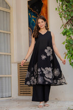 Gul-Bano Sleeveless Kurta With Plain Palazzo Set Black