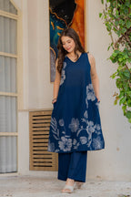 Gul-Bano Sleeveless Kurta With Plain Palazzo Set Navy Blue