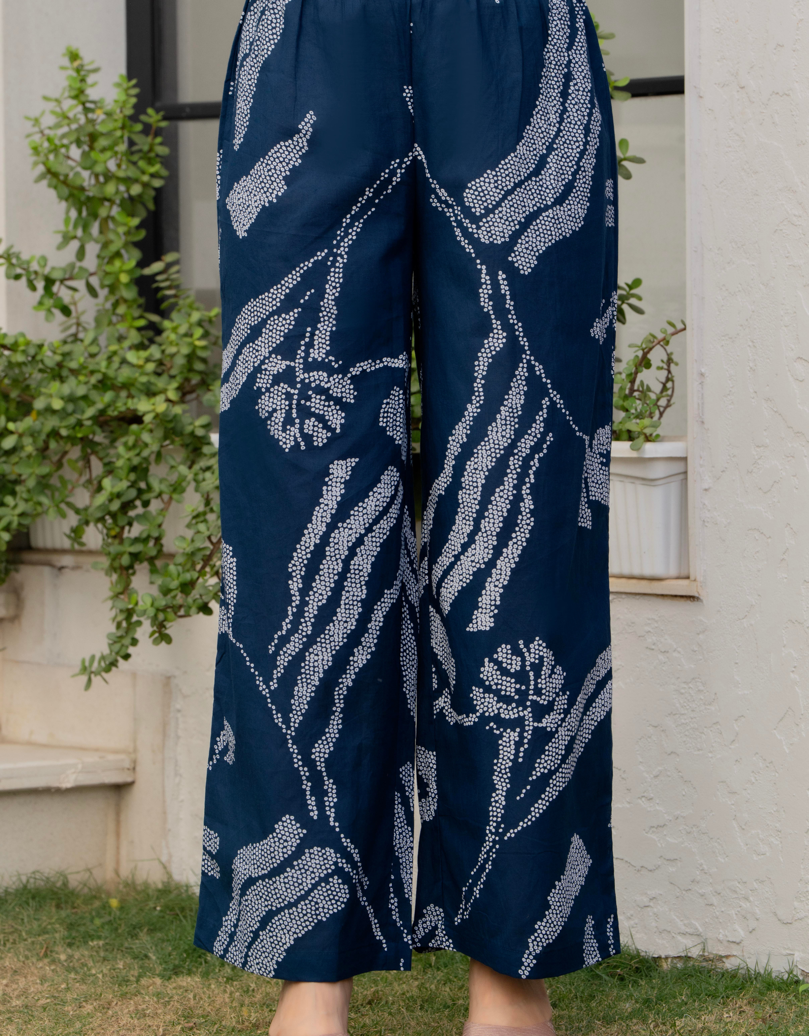 Heer Sleeveless Kurta Palazzo Set Navy Blue