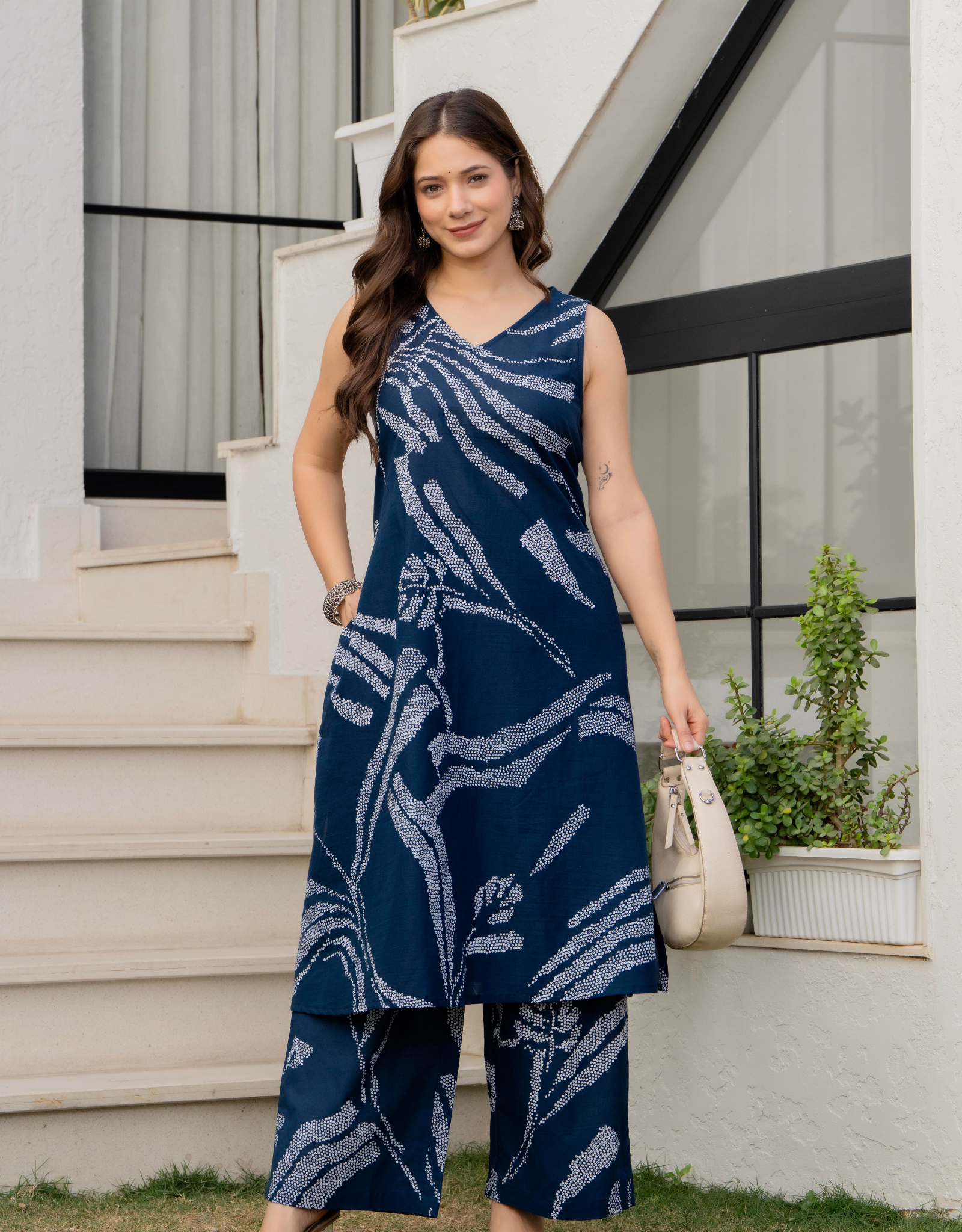 Heer Sleeveless Kurta Palazzo Set Navy Blue