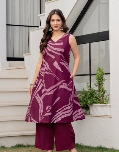 Heer Sleeveless Kurta With Plain Palazzo Set Maroon