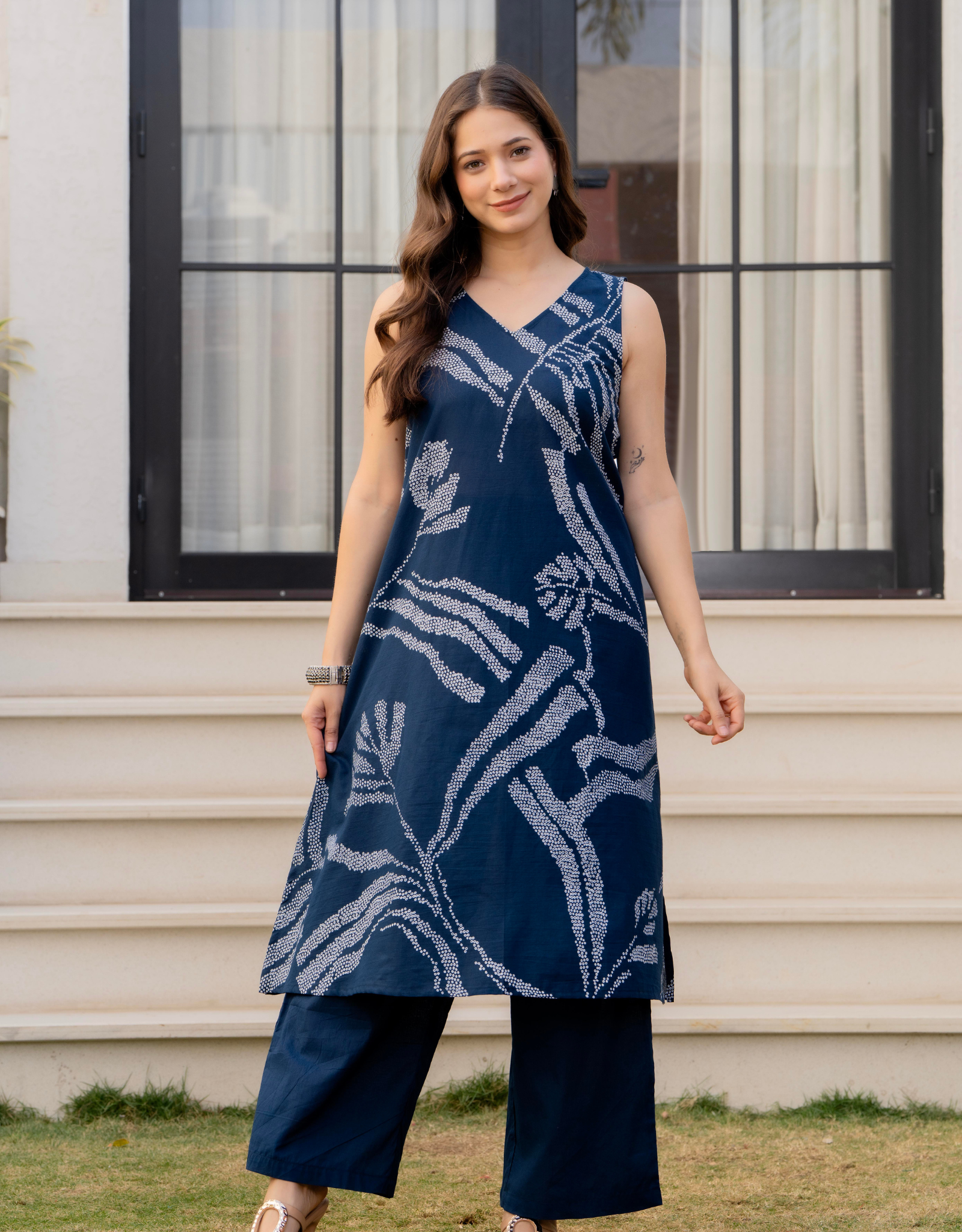 Heer Sleeveless Kurta With Plain Palazzo Set Navy Blue