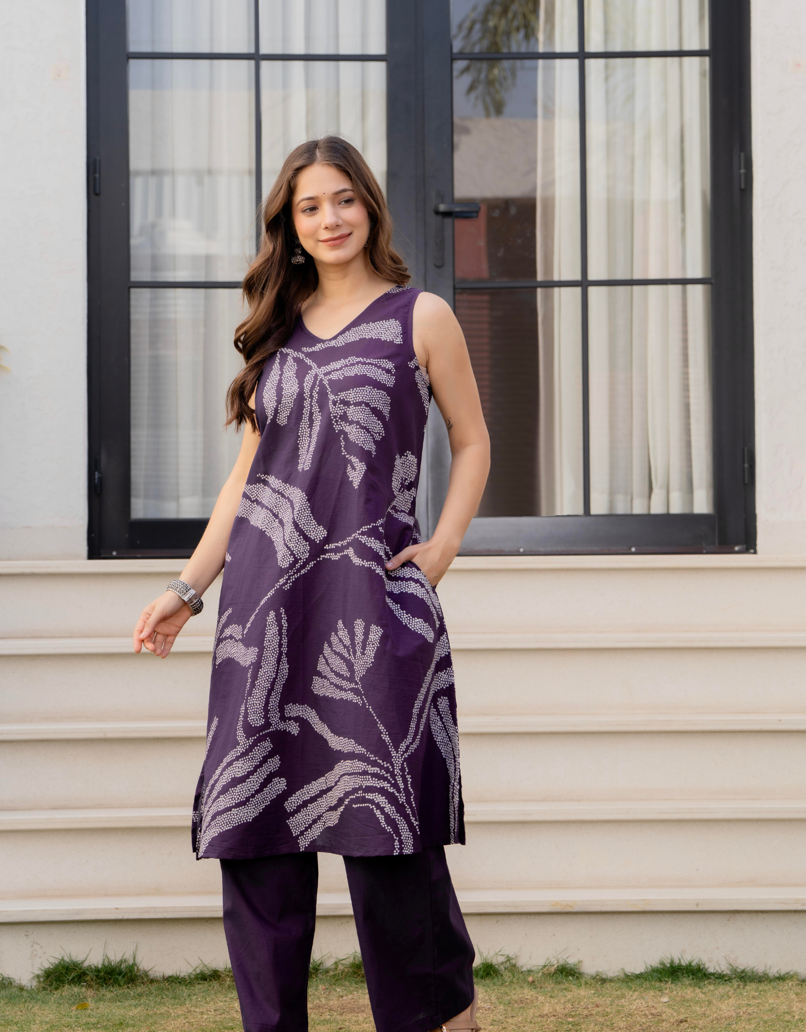 Heer Sleeveless Kurta With Plain Palazzo Set Purple