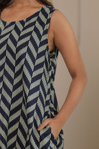 Urban Zigzag Sleeveless Dress - Blue