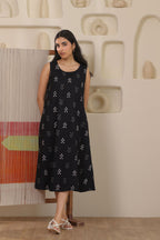 Black Motif Butti Sleeveless Dress - Black