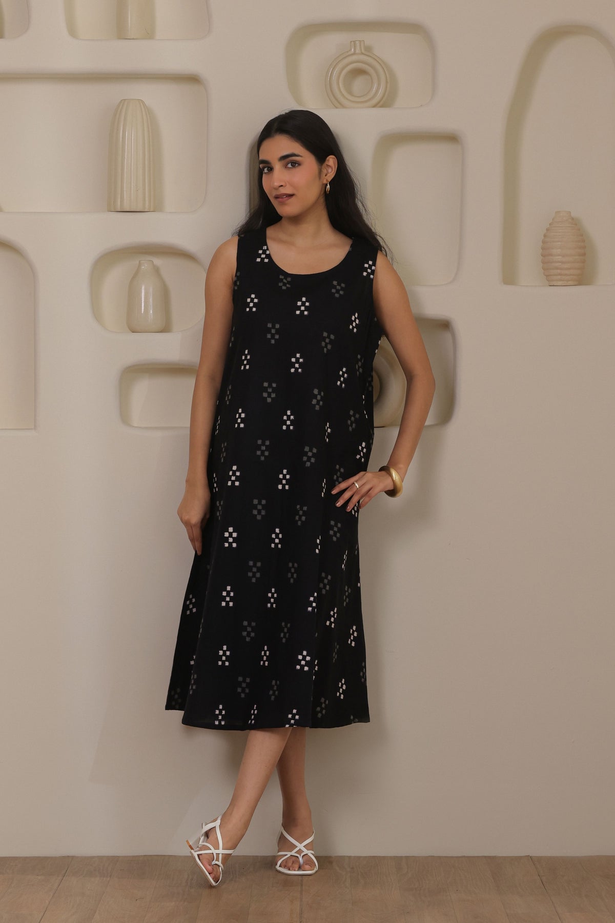 Black Motif Butti Sleeveless Dress - Black