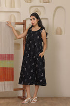 Black Motif Butti Sleeveless Dress - Black