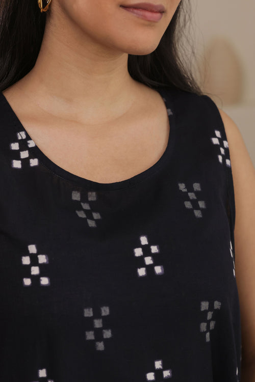 Black Motif Butti Sleeveless Dress - Black