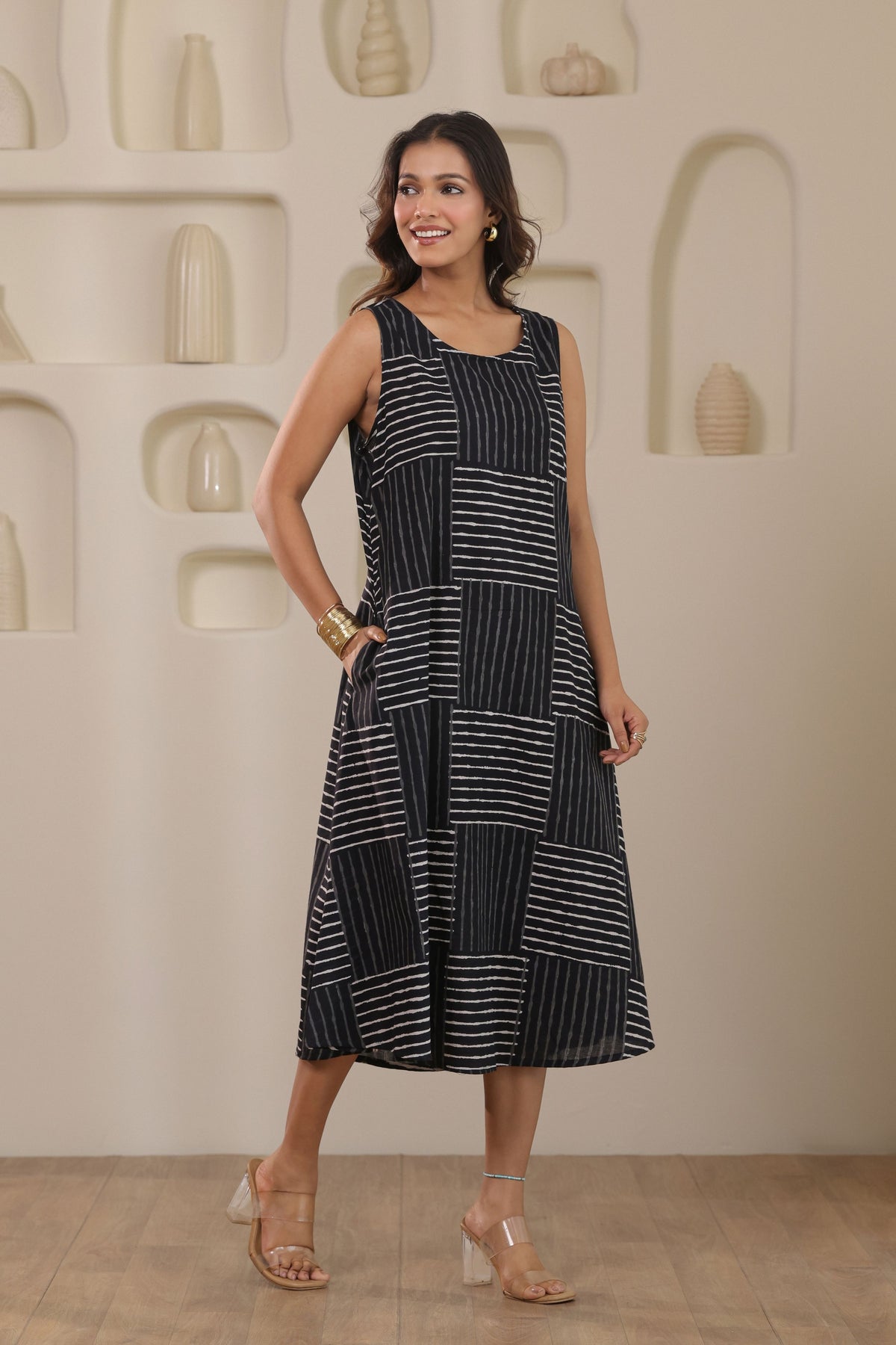 Monochrome Check Sleeveless Dress - Black