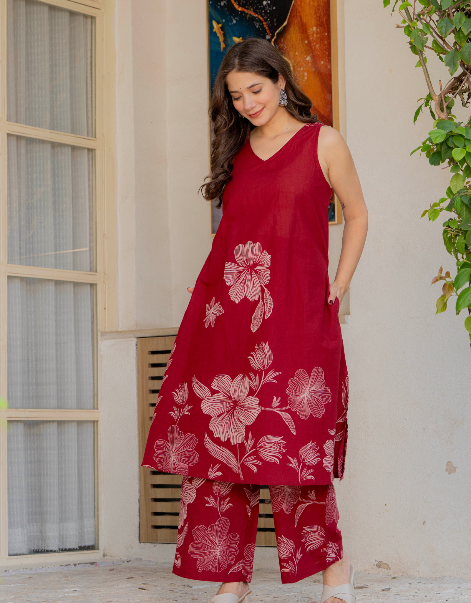 Gul-Bano Sleeveless Kurta Palazzo Set Maroon