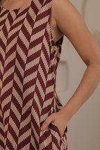 Urban Zigzag Sleeveless Dress - Maroon